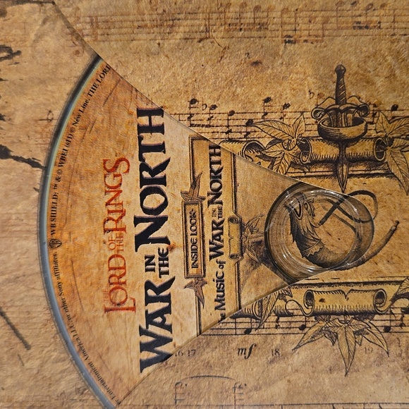 Lord If The Rings " War in the North" Art Book With DVD Never Used - Picture 5 of 9